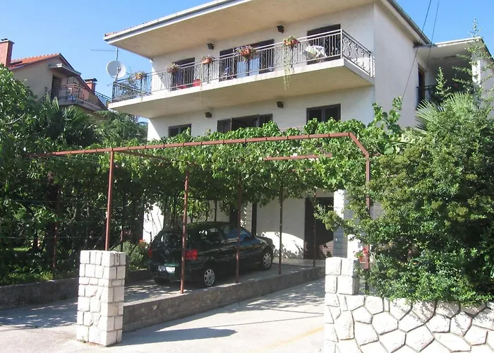 Vucko 6 With Terrace Crikvenica